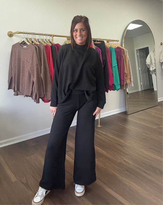 Leslie Ribbed Set in Black