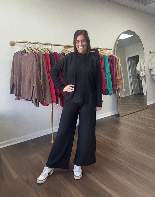 Leslie Ribbed Set in Black
